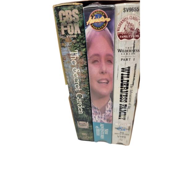 VHS 3 Pack: The Secret Garden; New Adventures of Heidi; The Wilderness Family - Picture 2 of 9